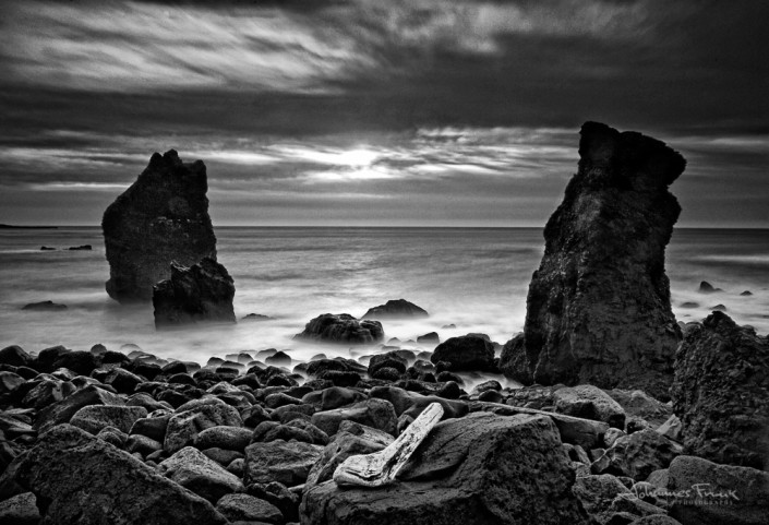 Black and White Photography Johannes Frank The Log on a Rock Johannes Frank