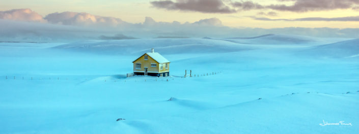 Yellow House in snow field Johannes Frank
